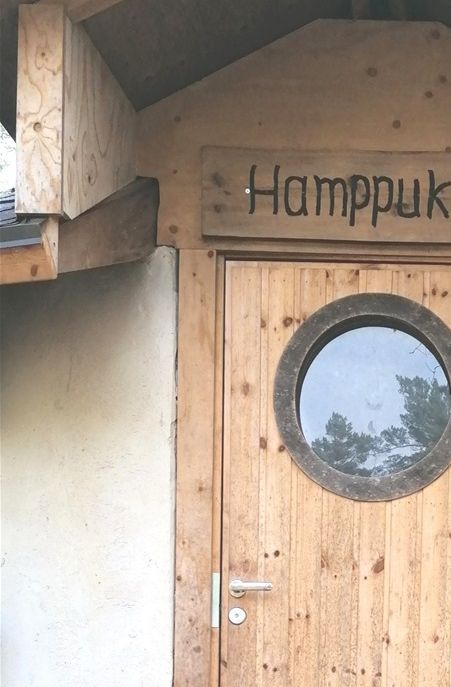 Ninja ja Tara Parmaharjun metsälenkillä
